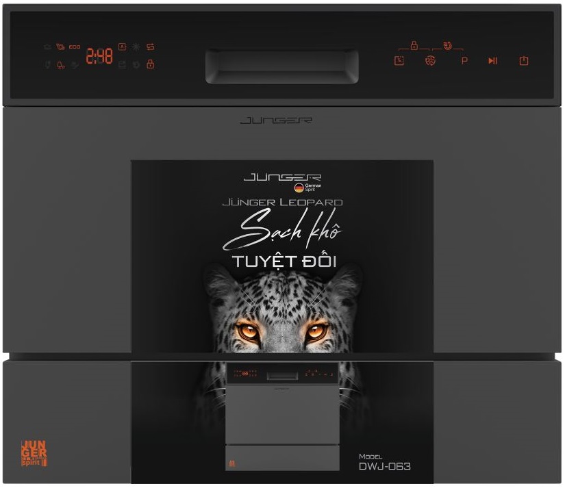 Junger Leopard DWJ-063