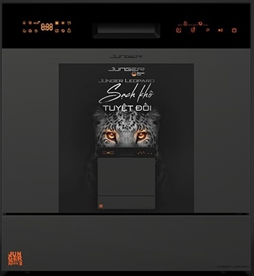 Junger Leopard DWJ-136-VG